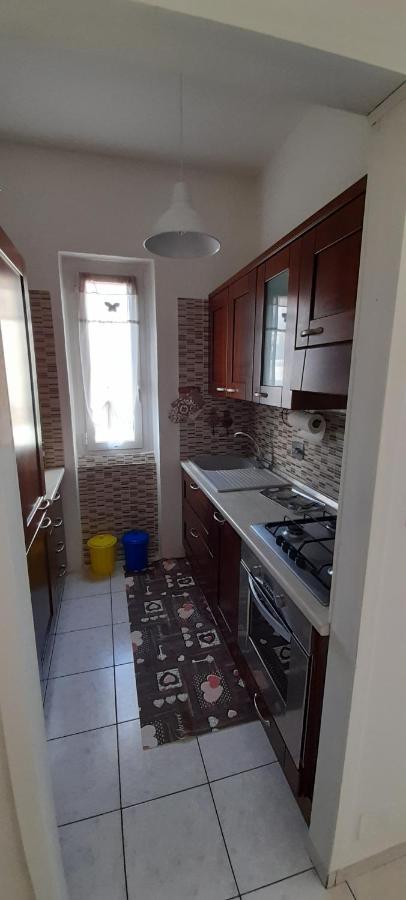 Bellissimo Alloggio Vicino Alla Metro Bengasi,Lino House Torino Kültér fotó